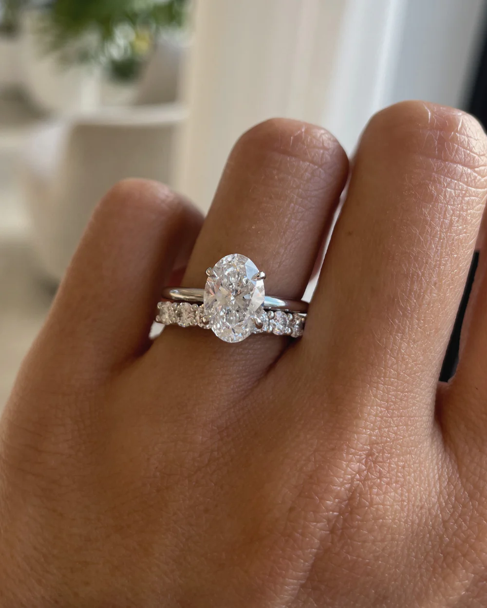 Julie Round Diamond Band - White Gold - Image 2