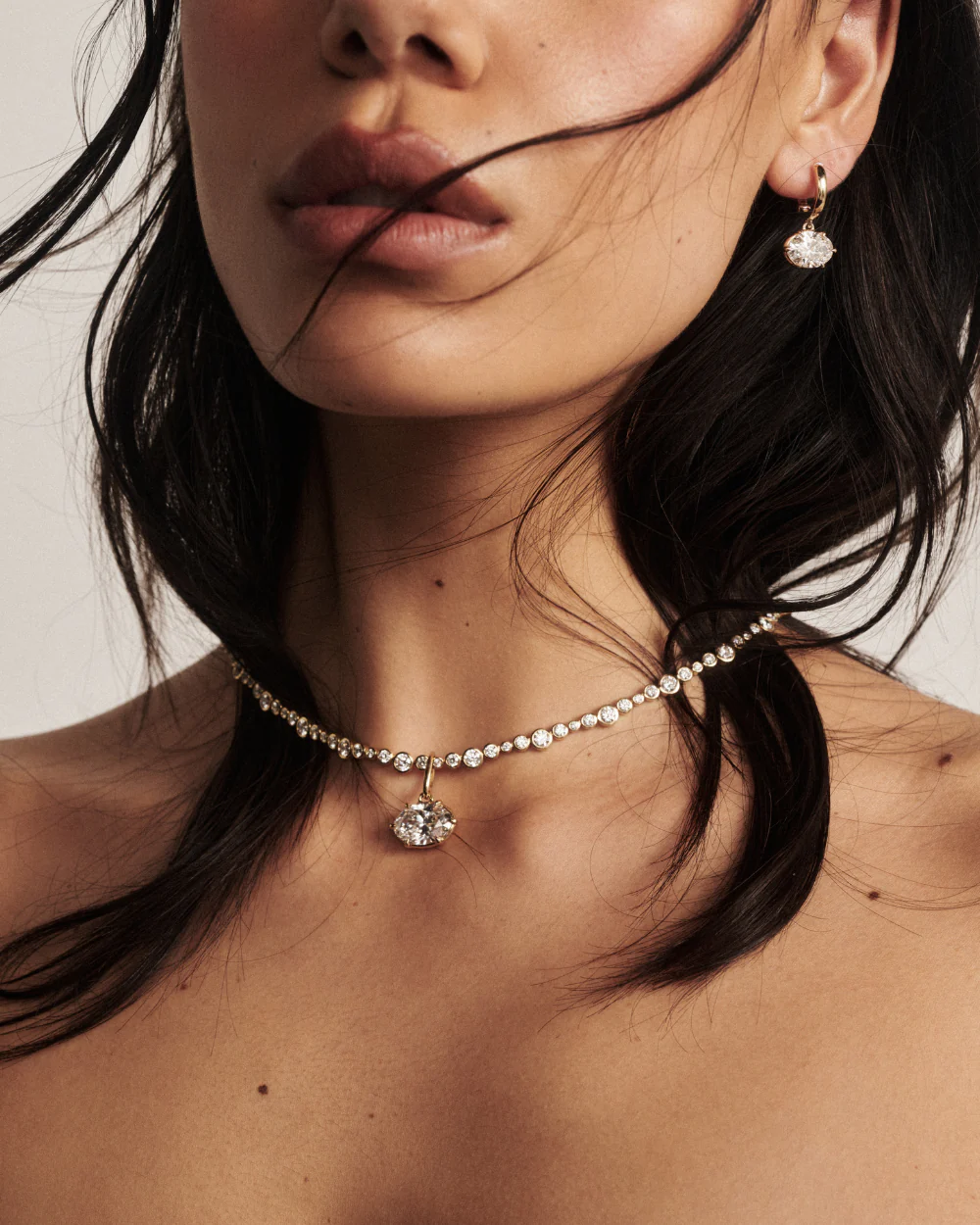 Vivienne Tennis Necklace with Victoria Attachment - Image 2